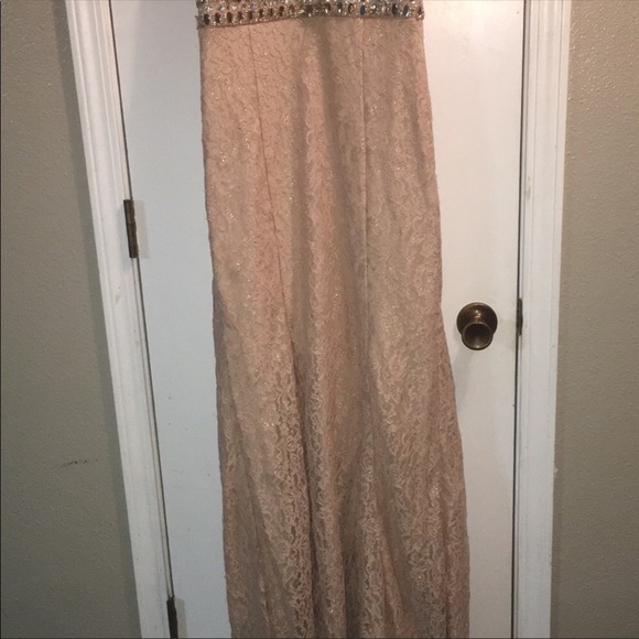 Dress - Picture 2 of 2